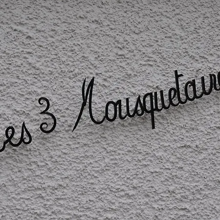 Les 3 Mousquetaires Bed & Breakfast Rochehaut